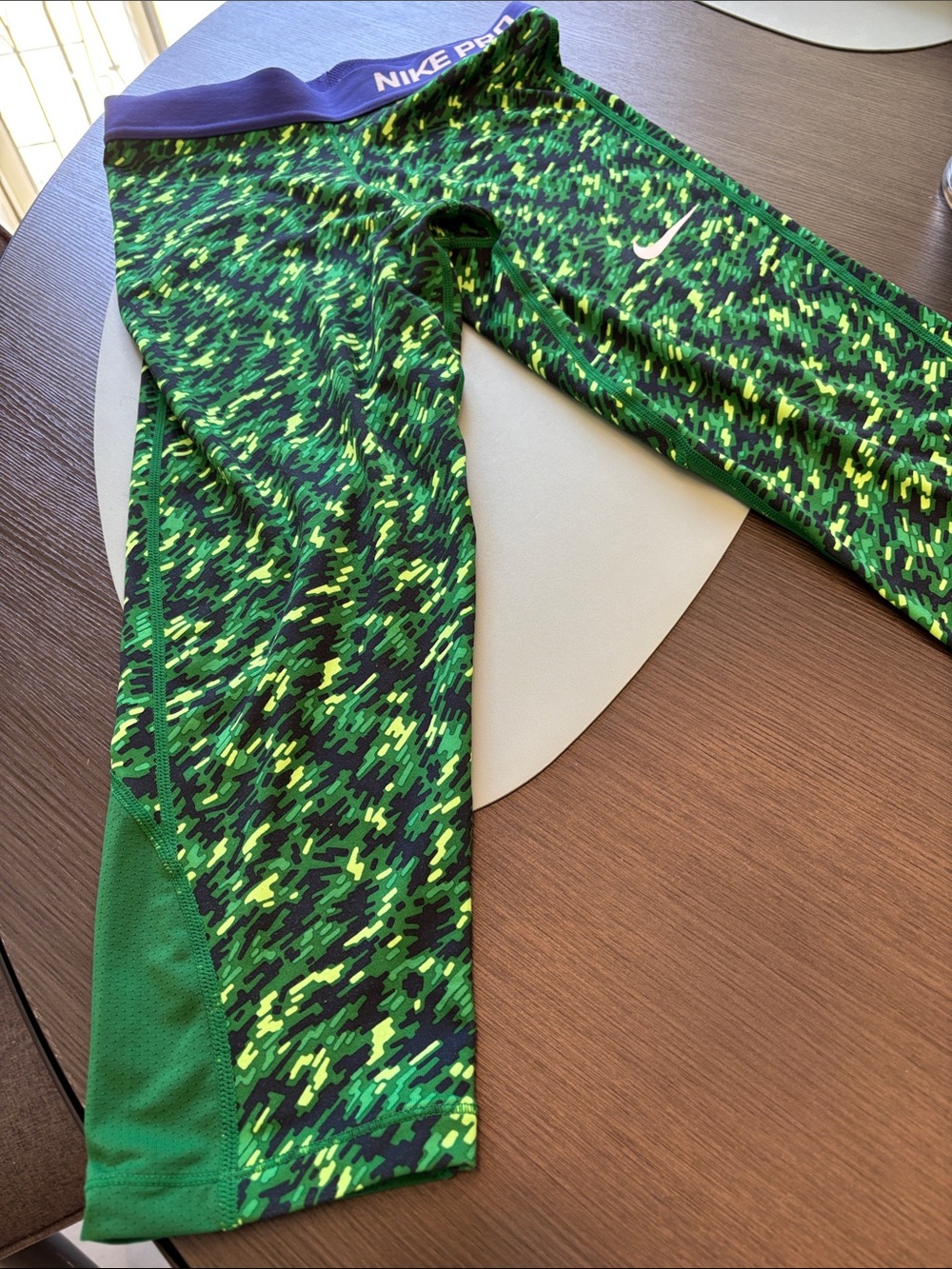 Nike Green Camo Performance Leggings for Women size Large